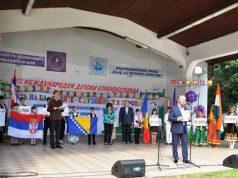 2000 Деца от 6 Държави Пеят и Танцуват в Хасково