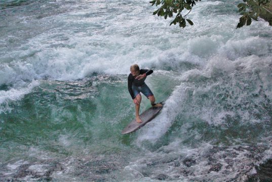 Речен сърф – фоторепортаж
